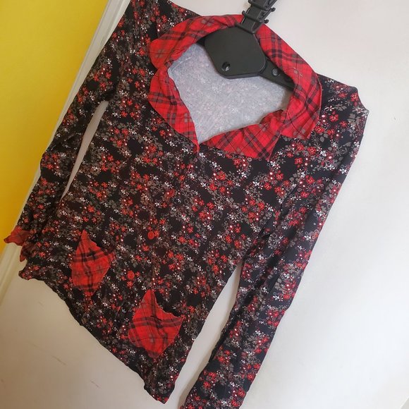 Ladies Intimates & Sleepwear - Picture 5 of 6